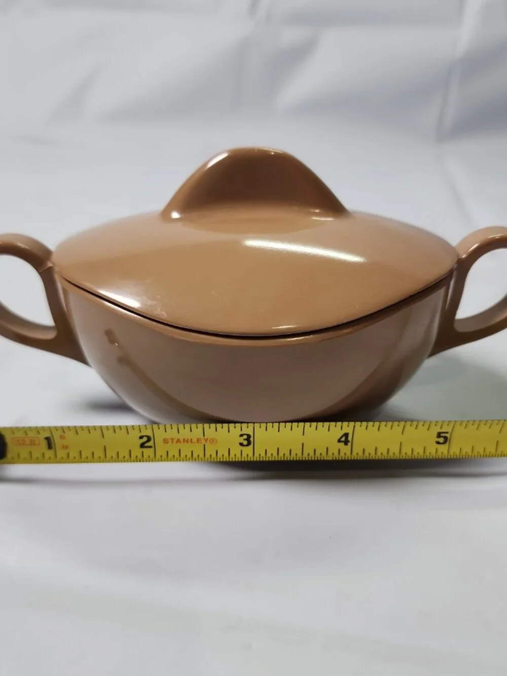 VINTAGE UNBRANDED MELMAC BROWN SUGAR BOWL WITH LID TWO HANDLES MELAMINE